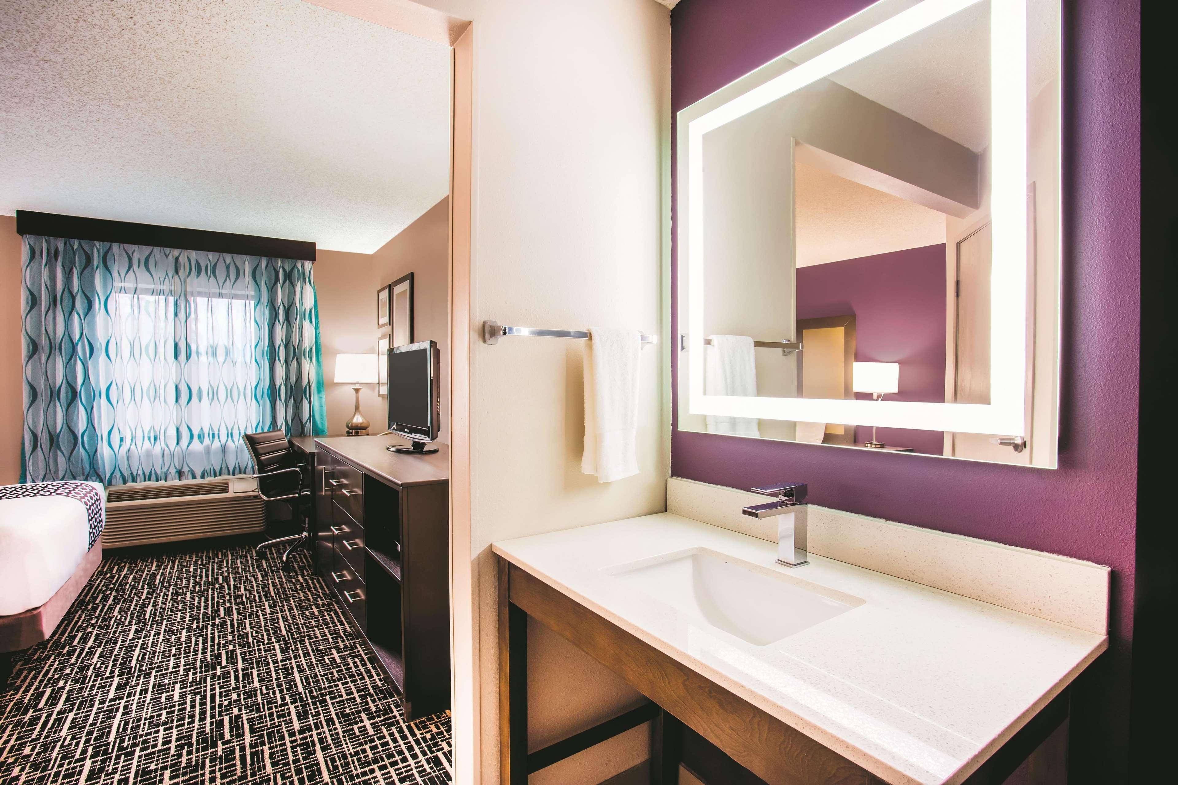 La Quinta By Wyndham Cincinnati Ne - Mason Εξωτερικό φωτογραφία