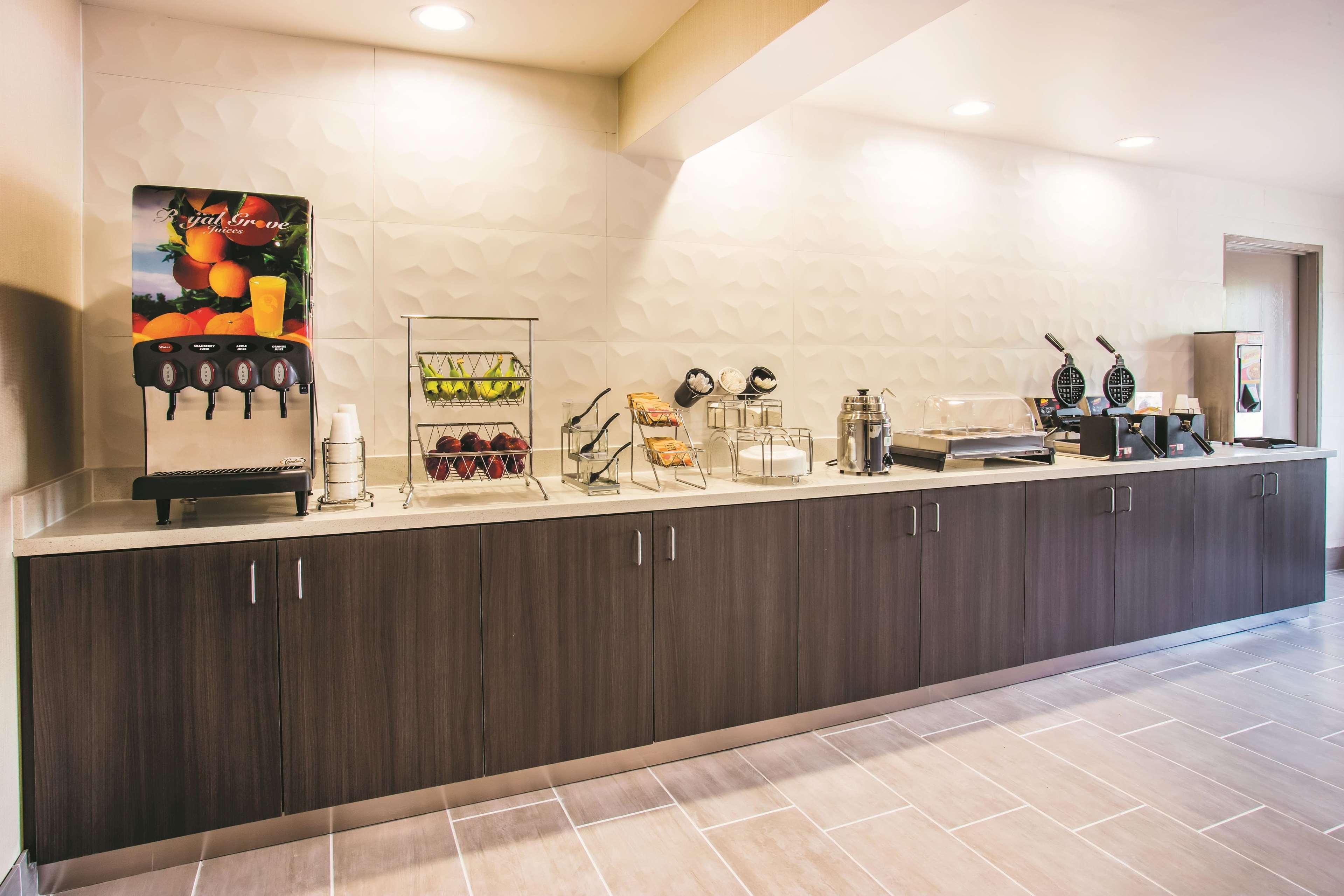 La Quinta By Wyndham Cincinnati Ne - Mason Εξωτερικό φωτογραφία